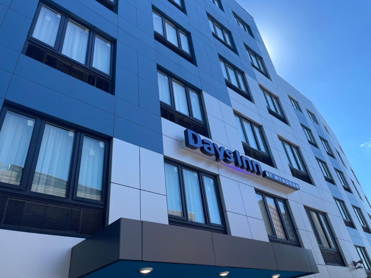 Days Inn By Wyndham Bronx Nyc New York Exterior foto