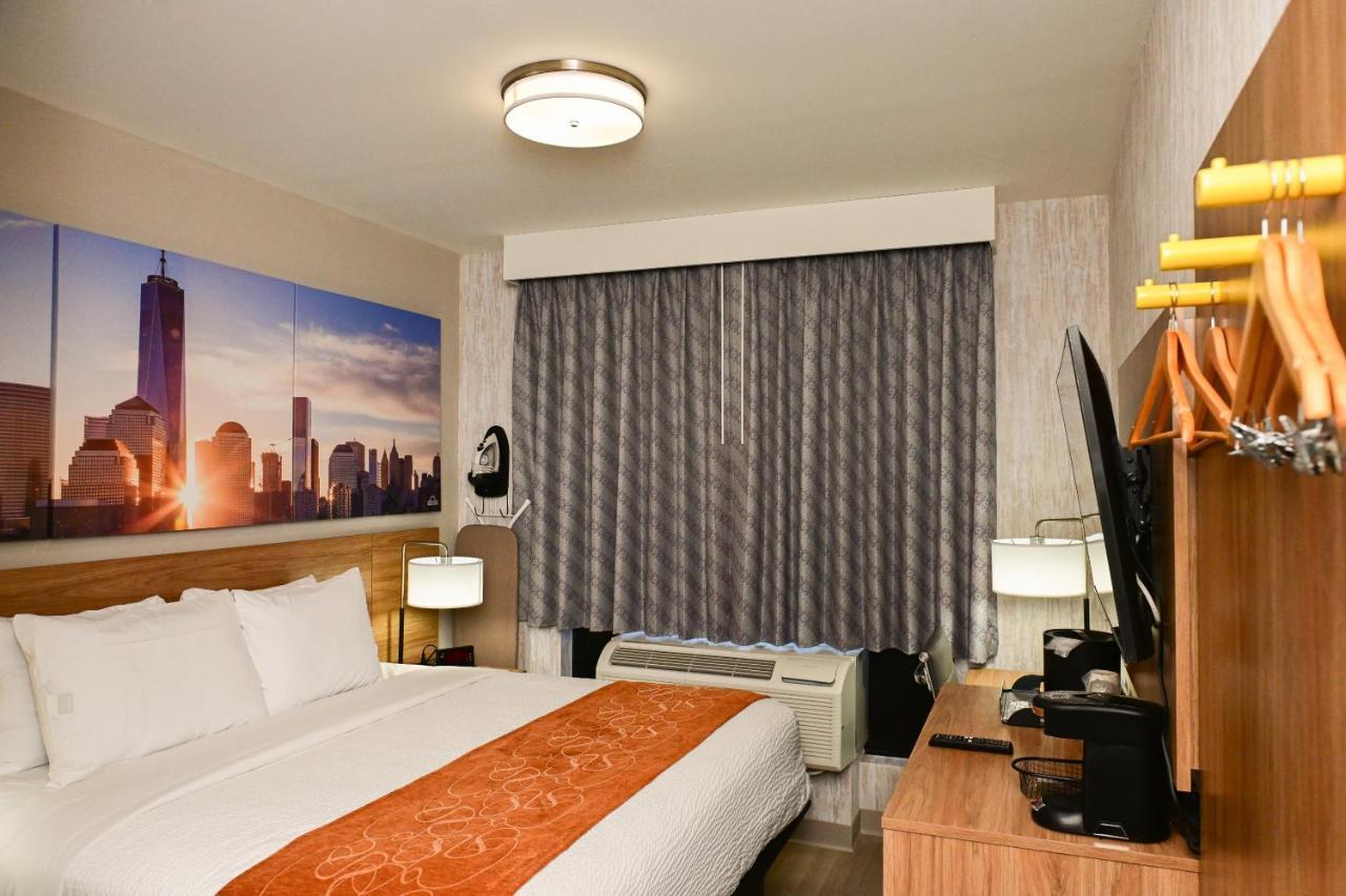 Days Inn By Wyndham Bronx Nyc New York Exterior foto